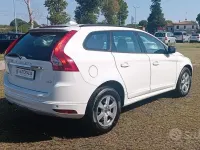Usata Volvo XC60 150 CV (110 kW) 2016 Bianco SUV