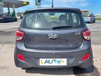 Usata Hyundai i10 69 CV (50 kW) 2015 Grigio Utilitaria