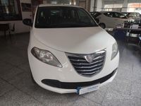 Usata Lancia Ypsilon Silver 95 CV (69 kW) 2013 Bianco Utilitaria