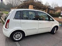 Usata Lancia Musa 77 CV (56 kW) 2010 Bianco Monovolume