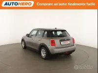 Usata Mini ONE 75 CV (55 kW) 2018 Grigio Utilitaria