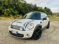 Usata Mini Cooper D 112 CV (82 kW) 2012 Grigio Utilitaria