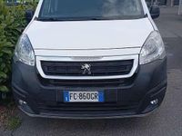 Usata Peugeot TePee Active 99 CV (72 kW) 2016 Station wagon