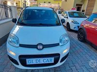 Usado Fiat Panda 80 HP (58 kW) 2014 Branco Citadino