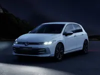 Nuova VW Golf VIII Edition 116 CV (85 kW) 2026 Pure white Berlina