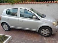 Begagnad Toyota Yaris 87 HK (63 kW) 2004 Sedan