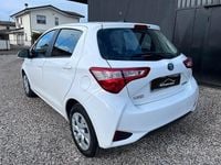Usata Toyota Yaris Hybrid Business Edition 101 CV (74 kW) 2020 Bianco Berlina