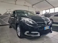 Usata Renault Scénic XMOD 110 CV (80 kW) 2014 Nero Monovolume