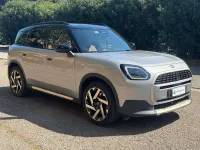 Usata Mini Cooper Countryman Favoured 156 CV (114 kW) 2025 Grigio SUV