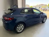 Usata Renault Mégane IV Zen 110 CV (80 kW) 2017 Blu Berlina