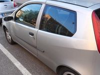 Usata Fiat Punto 60 CV (44 kW) 2004 Grigio Utilitaria