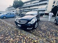 Usata Mercedes R320 224 CV (164 kW) 2006 Blu Monovolume
