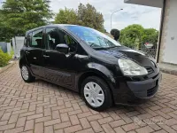 Käytetty Renault Modus Expression 68 HP (50 kW) 2009 Musta Tila-auto