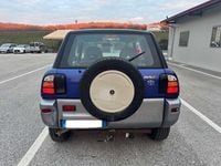 Usata Toyota RAV4 128 CV (94 kW) 2000 Blu/azzurro SUV
