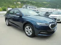 Usata Skoda Octavia Executive 116 CV (85 kW) 2024 Blu Station wagon