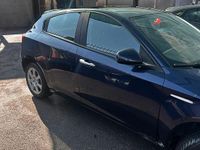 Usata Alfa Romeo Giulietta Distinctive 120 CV (88 kW) 2013 Blu Utilitaria