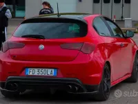 Usata Alfa Romeo Giulietta Quadrifoglio 240 CV (176 kW) 2016 Rosso Utilitaria
