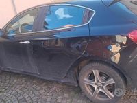 Usata Alfa Romeo Giulietta 140 CV (102 kW) 2011 Nero Utilitaria