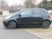 Usata Toyota Yaris 65 CV (47 kW) 2008 Nero Utilitaria