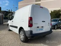 Usata Citroën Berlingo 75 CV (55 kW) 2016 Bianco Monovolume