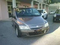 Käytetty Fiat Multipla Dynamic 120 HP (88 kW) 2007 Harmaa Tila-auto