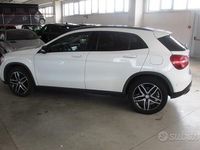 Usata Mercedes GLA200 Executive 136 CV (100 kW) 2017 Bianco SUV