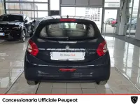 Usata Peugeot 208 Active 68 CV (50 kW) 2015 Nero Utilitaria