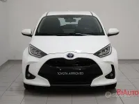Usata Toyota Yaris Hybrid Trend 115 CV (84 kW) 2022 Bianco Berlina