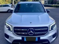 Usata Mercedes GLB200 150 CV (110 kW) 2020 Argento SUV