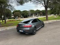 Usata Mercedes GLC250 Exclusive 204 CV (150 kW) 2019 Grigio SUV