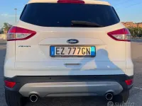 Usata Ford Kuga Titanium 150 CV (110 kW) 2015 Bianco SUV
