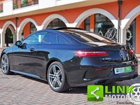 Usado Mercedes E300 Premium 245 CV (180 kW) 2020 Negro Coupe