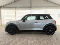 Usata Mini Cooper SE Classic 75 kW (102 CV) 2023 Argento Utilitaria