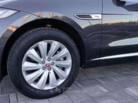 Usata Jaguar F-Pace R-Dynamic 163 CV (119 kW) 2021 Grigio SUV