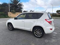 Usata Toyota RAV4 150 CV (110 kW) 2013 Bianco SUV