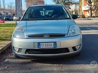 Usata Ford Fiesta Ghia 2003 Utilitaria