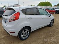 Occasion Ford Fiesta 95 ch (69 kW) 2016 Blanc Berline