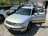 Usata VW Passat Comfortline 110 CV (80 kW) 1998 Grigio Berlina