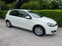 Usata VW Golf VII Highline 105 CV (77 kW) 2012 Bianco Berlina