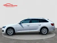 Usata Skoda Superb Executive 156 CV (114 kW) 2021 Bianco Station wagon