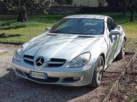 Usata Mercedes SLK200 163 CV (119 kW) 2004 Argento Cabrio