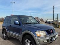 Usata Mitsubishi Pajero 165 CV (121 kW) 2001 Blu SUV