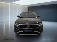 Usata VW T-Roc Edition 116 CV (85 kW) 2024 Nero SUV