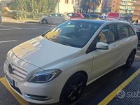 Usata Mercedes B180 Executive 108 CV (79 kW) 2014 Bianco Monovolume