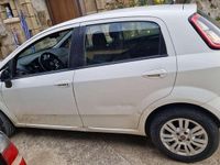 Usata Fiat Punto Easy 77 CV (56 kW) 2014 Utilitaria