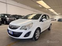 Usata Opel Corsa Edition 85 CV (62 kW) 2013 Bianco Utilitaria