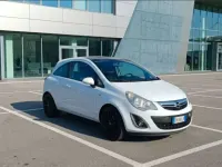 Usata Opel Corsa 86 CV (63 kW) 2011 Bianco Utilitaria