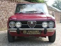 Usata Alfa Romeo Giulia Super 89 CV (65 kW) 1975 Rosso Berlina
