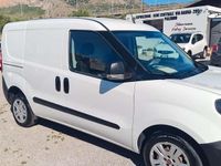 Usata Fiat Doblò Lounge 95 CV (69 kW) 2019 Bianco Monovolume