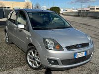 usata Ford Fiesta 1.4 TDCi 5p. Ghia Neopatentati